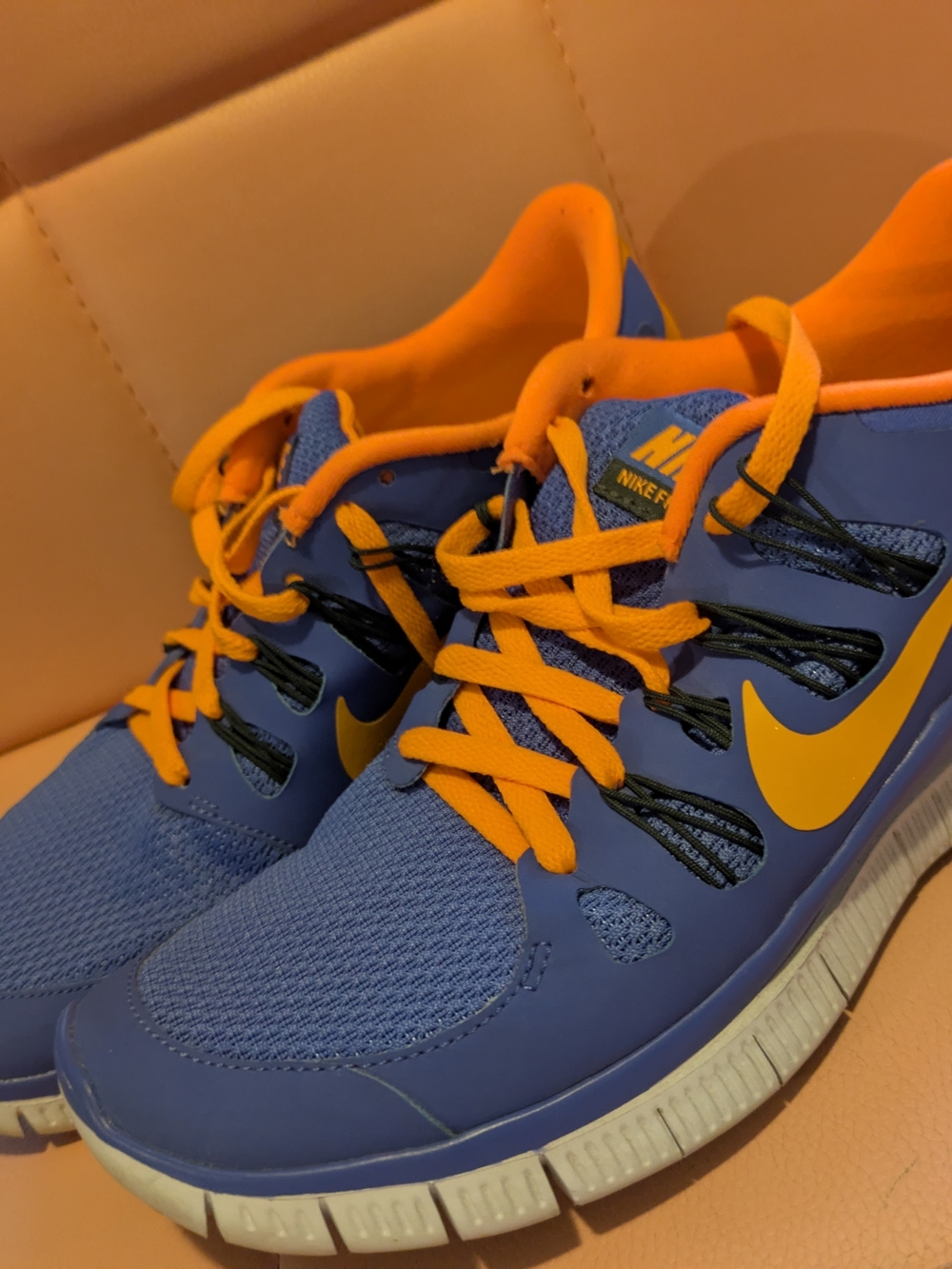 Nike Women's Blue and Orange Athletic Sneakers
